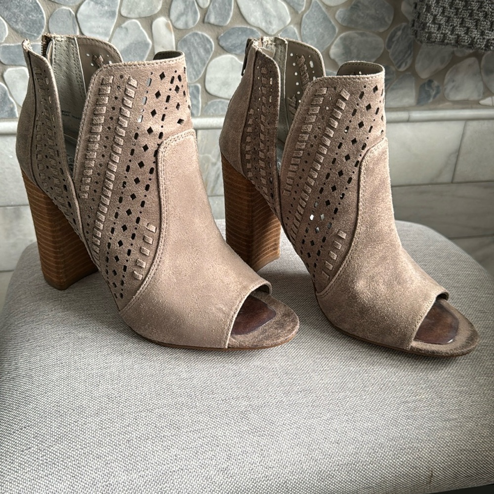 Carlos Santana Taupe Booties
